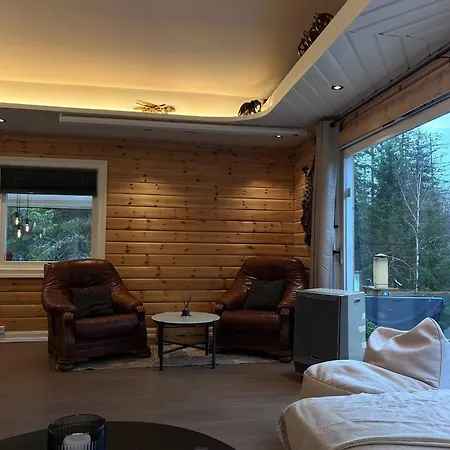 Cozy 6 Bedroom House In Oslos Countryside