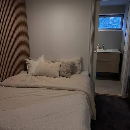 Cozy 6 Bedroom House In Oslos Countryside